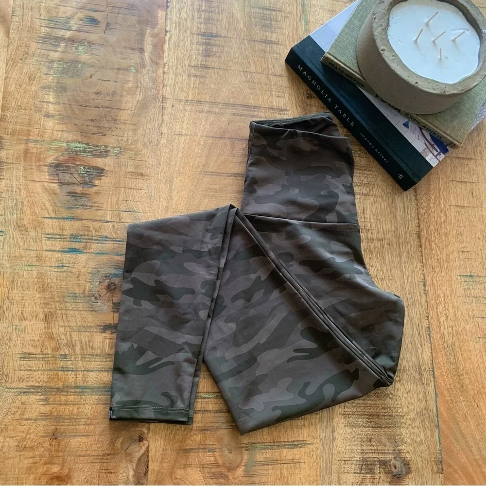 Onzie moss camo